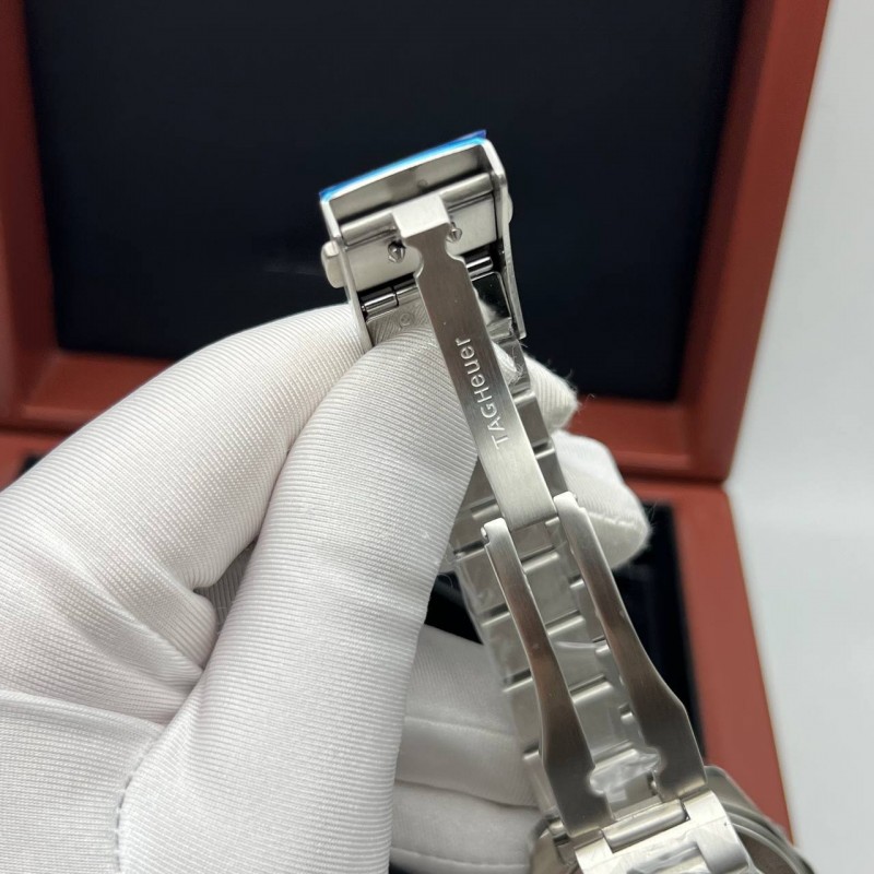 Мужские часы TAG HEUER TH-25990