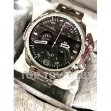 Часы Diesel Brave  D-1158